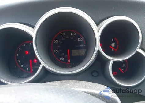 2004 Toyota Matrix Standard from USA, damaged, VIN 2T1KR32E64C197860